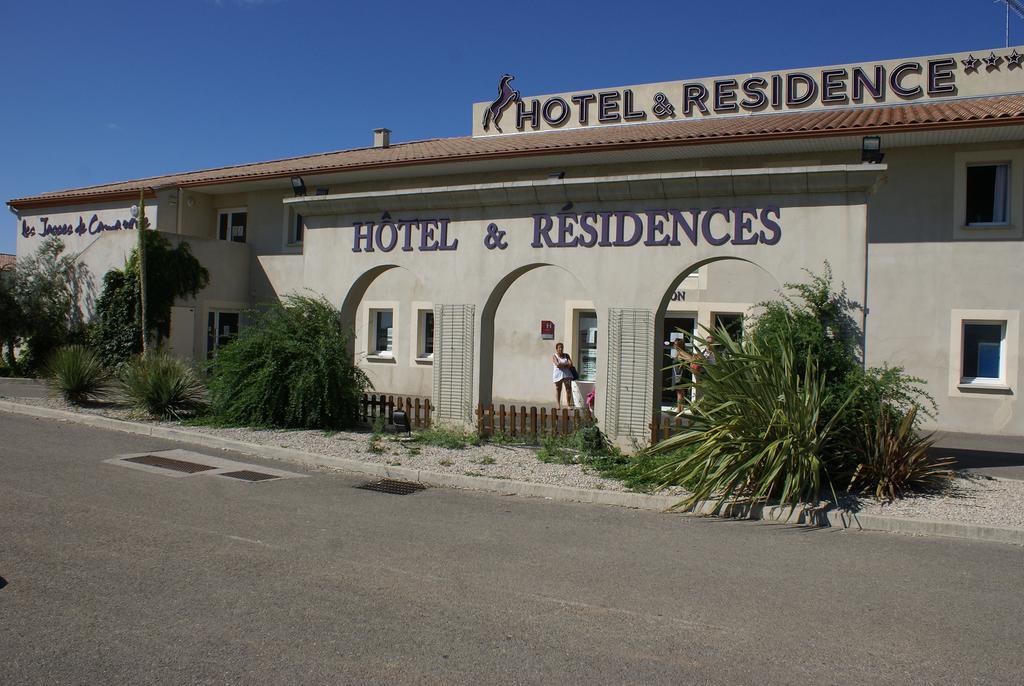 Hotel Restaurant Les Jasses De Camargue Gallargues-le-Montueux Exteriör bild